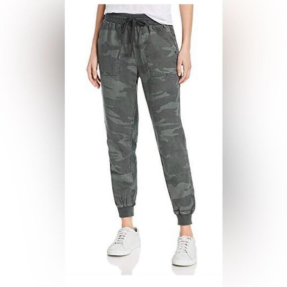 Splendid Lightweight Camo Joggers | Size M - Picture 1 of 9